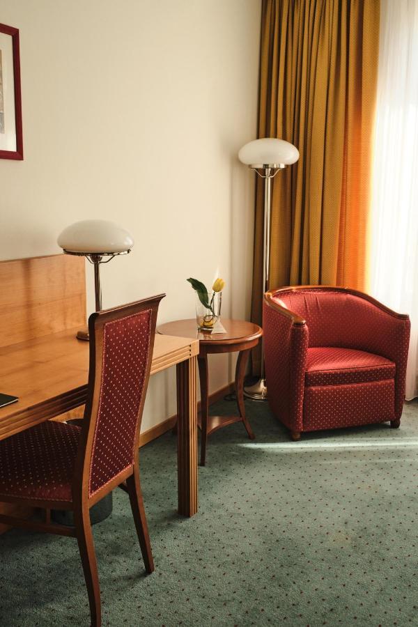 Hotel Exel Amstetten Zewnętrze zdjęcie