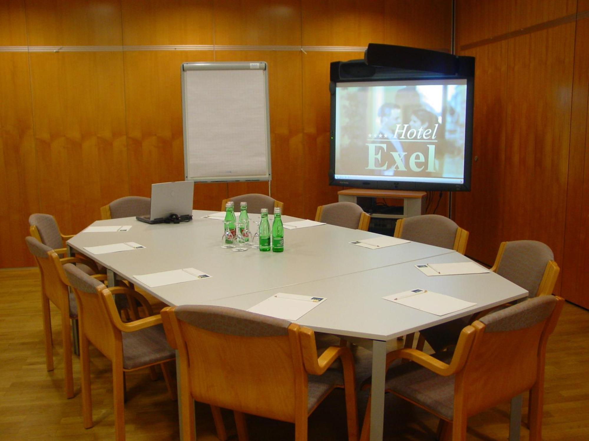 Hotel Exel Amstetten Zewnętrze zdjęcie